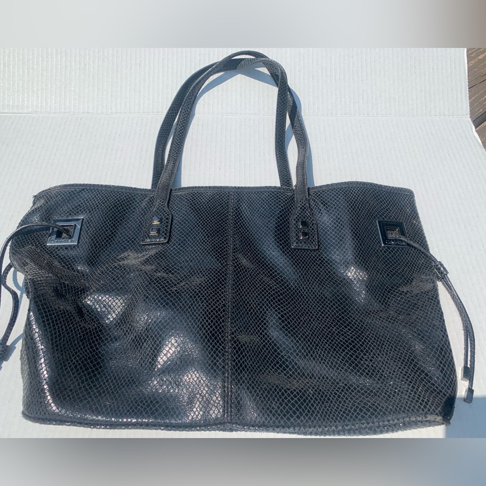 Calvin Klein Black Pebbled Leather Satchel Shoulder Handbag Tote Purse Vintage
